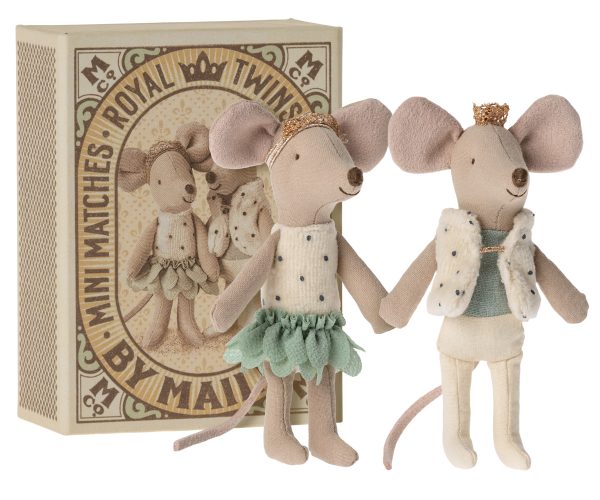 עכברים תאומים מלכותיים, אחות ואח קטנים בקופסה