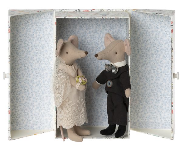זוג עכברים לחתונה בקופסה מהודרת